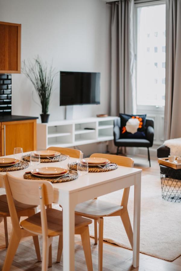 Central And Cozy In Брюксел Екстериор снимка